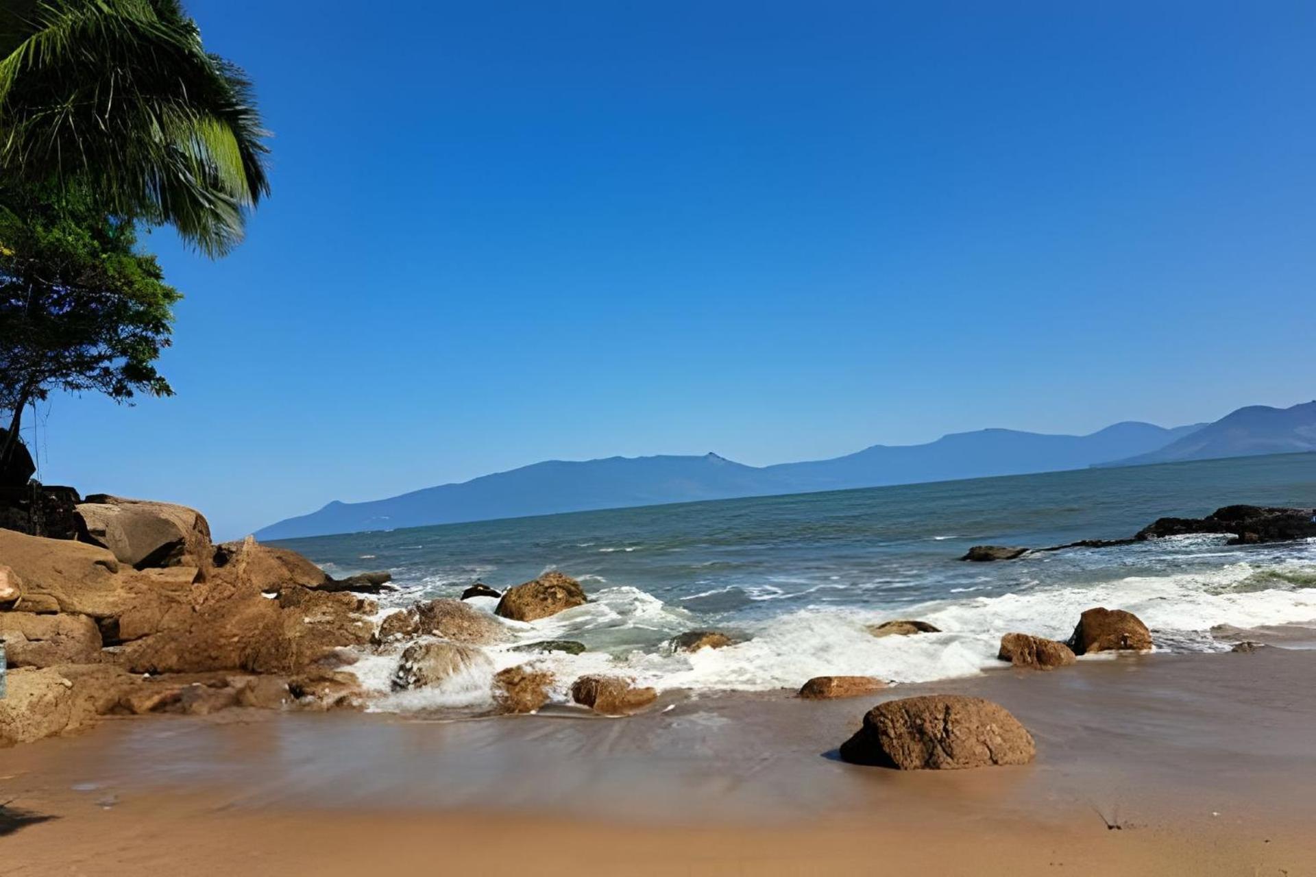 Chale Proximo A Praia Martim De Sa Caraguatatuba Buitenkant foto